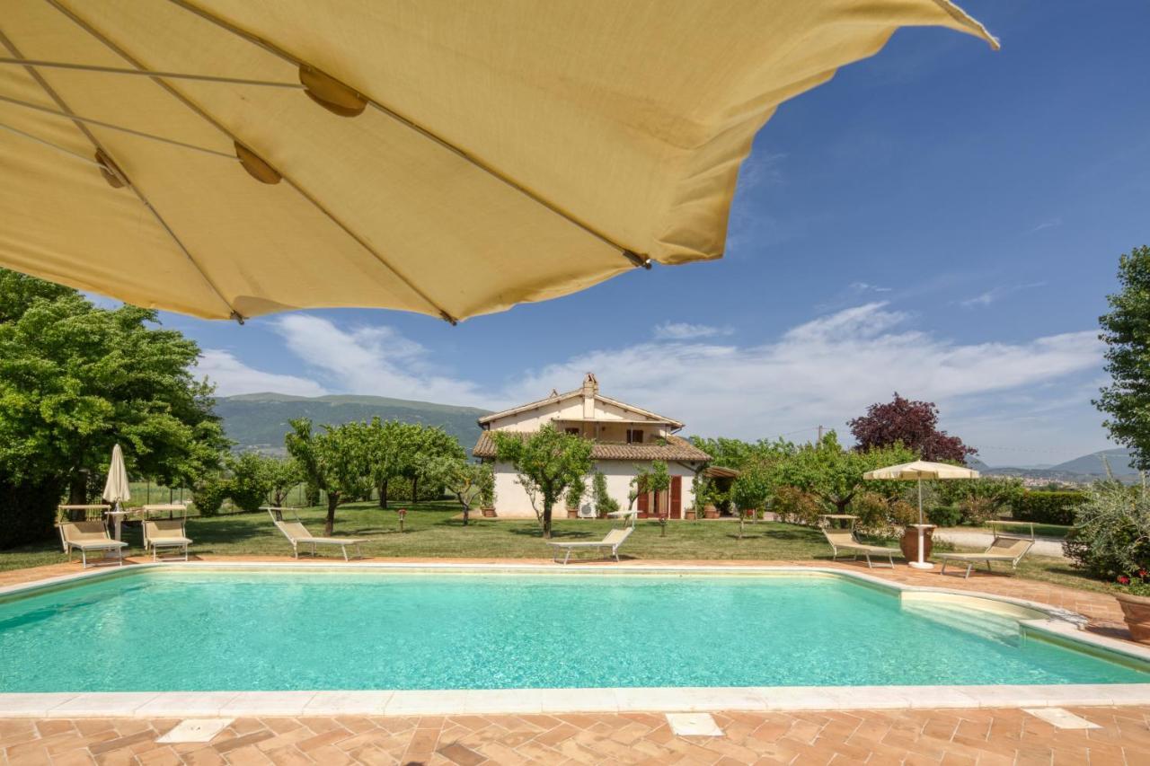 Agriturismo Il Barco Spello Bagian luar foto