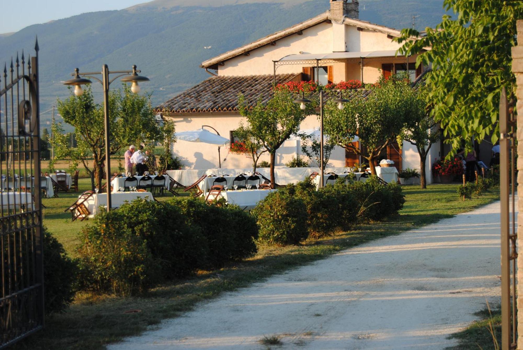 Agriturismo Il Barco Spello Bagian luar foto