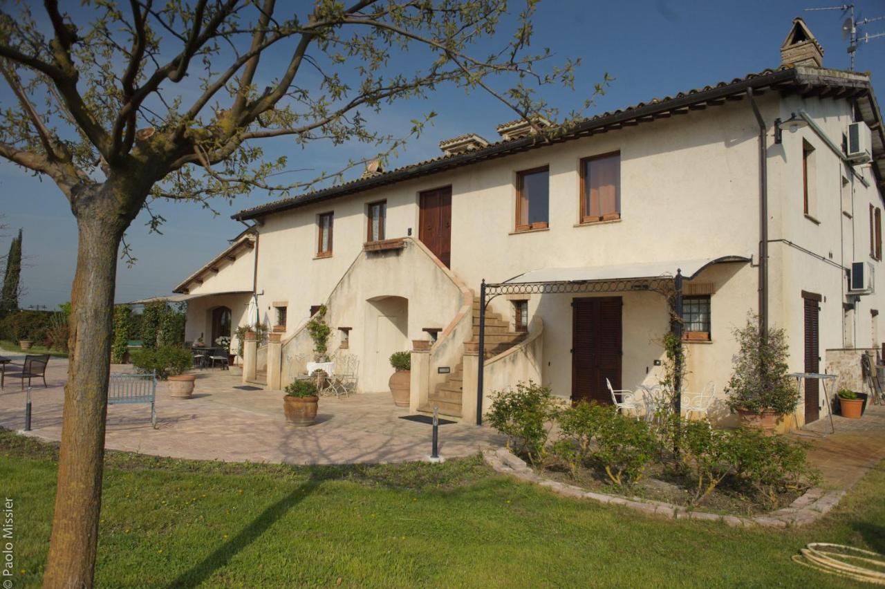 Agriturismo Il Barco Spello Bagian luar foto